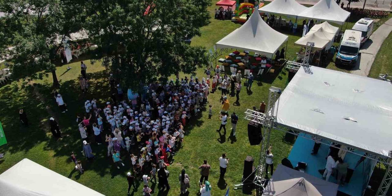 Minikler, Çevre Haftasında Doyasıya Eğlendi