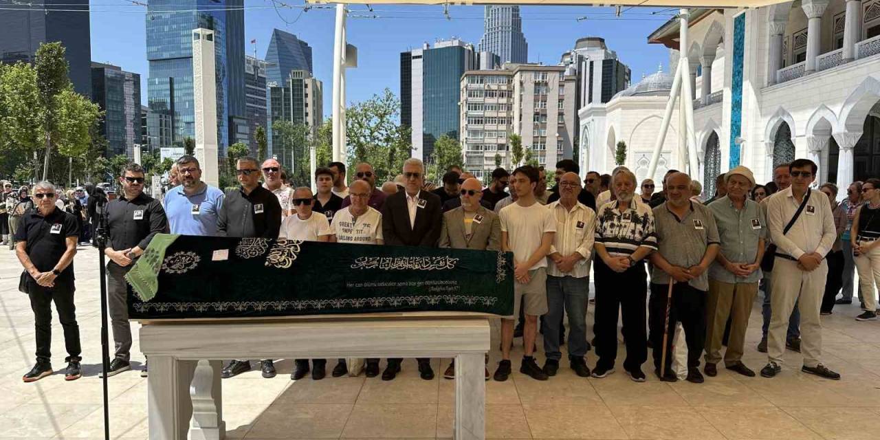 Ünlü Sanatçı Fatma Karanfil’in Cenazesinde Vefasızlık: Sanat Camiasından Az Kişi Katıldı