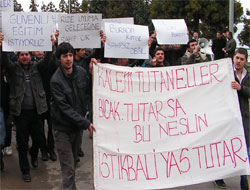 1000 Üniversiteliden Protesto