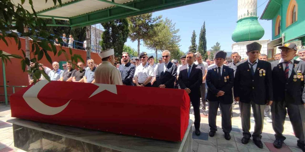 Kıbrıs Gazileri Törenle Sonsuzluğa Uğurlandı