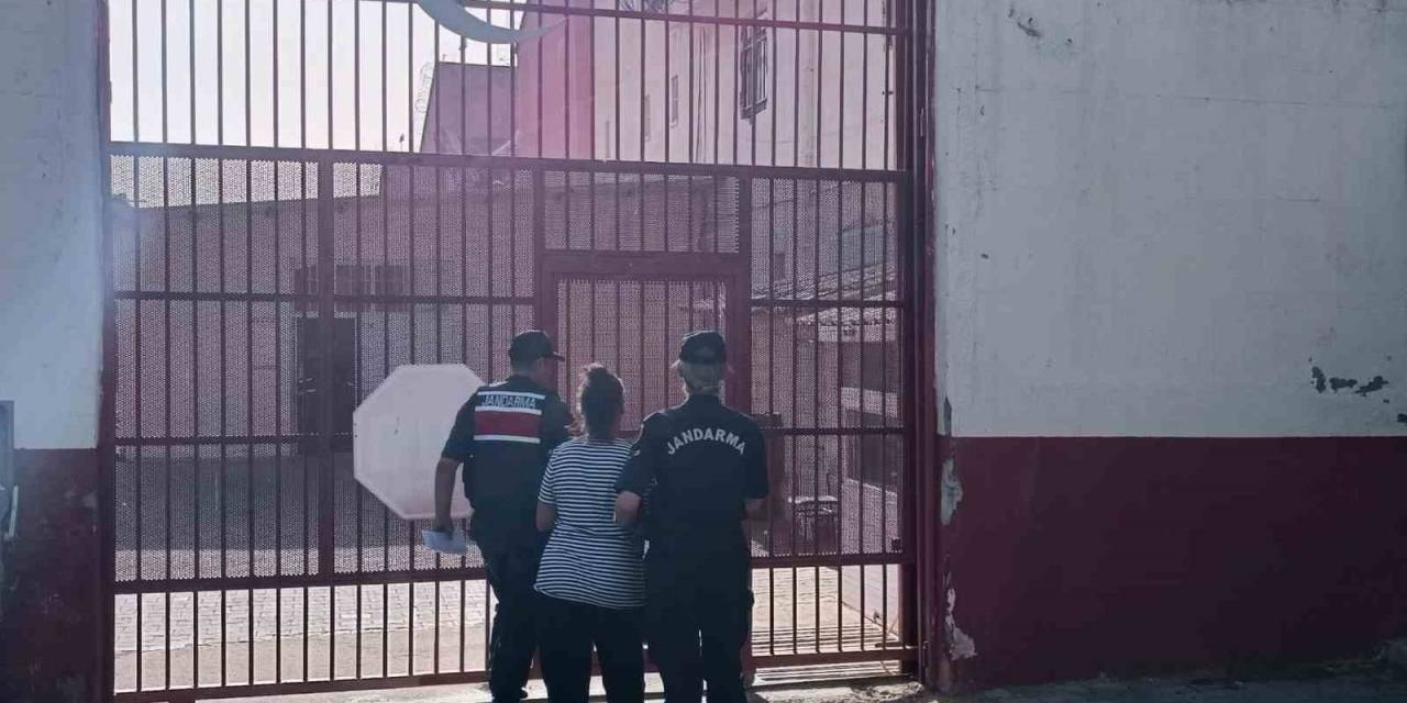 Mahkemede Hakkında Tekrar Yakalama Kararı Çıkarılan Şahsı Jandarma Yakaladı