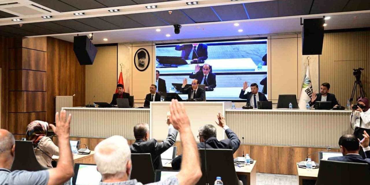 Yeşilyurt Belediye Meclis Toplantıları Başladı