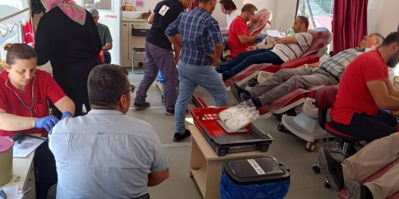 Kızılay Kan Bağış Kampanyası Başlattı