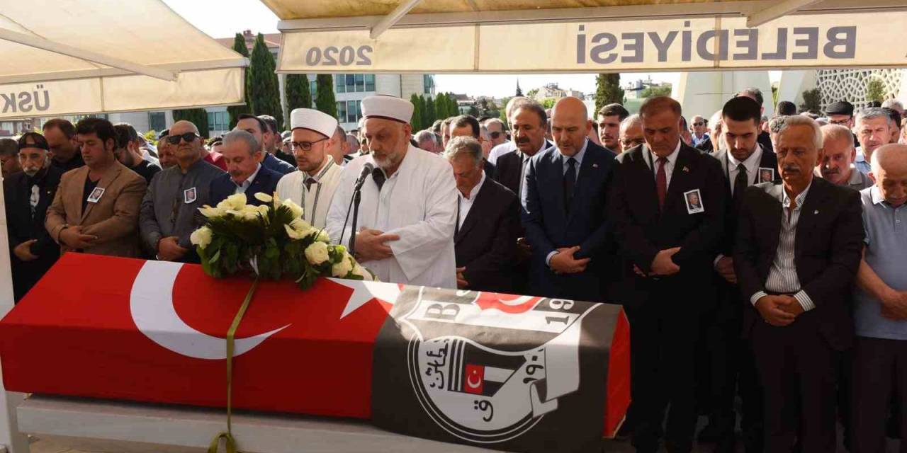 Eski Beşiktaş Başkanı Ahmet Nur Çebi’nin Babası Yaşar Kaptan Çebi Son Yolculuğuna Uğurlandı