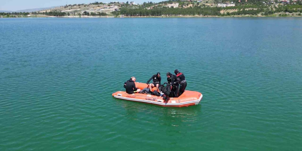 Balık Adamlar Temiz Çevre İçin Dalış Yaptılar