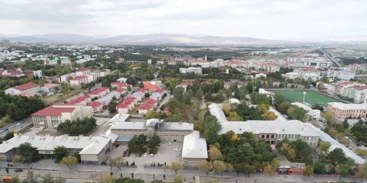 Milli Savunma Bakanı Güler, Erzurum Heyetini Kabul Etti