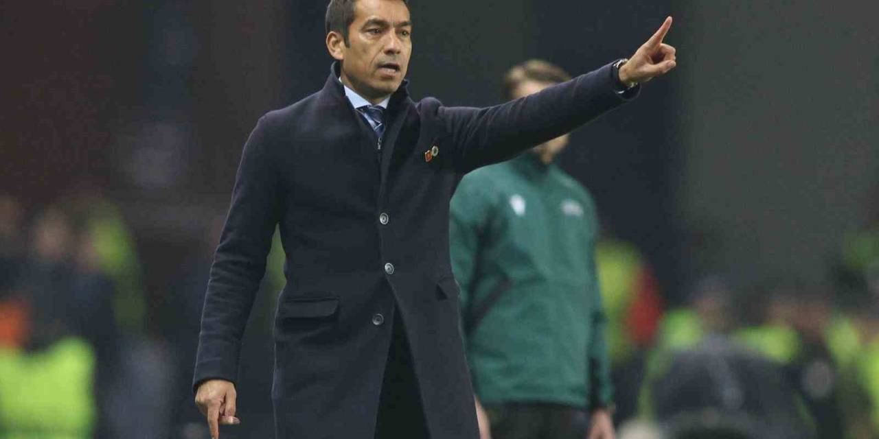 Beşiktaş, Giovanni Van Bronckhorst’a Emanet