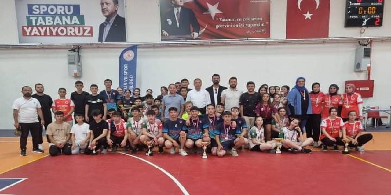 Çal Okul Sporları Voleybol Turnuvası Bekilli’de Gerçekleşti