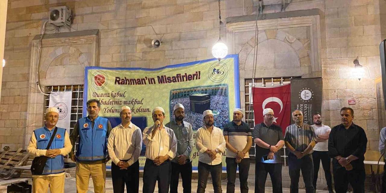 Hacı Adayları Yola Çıktı