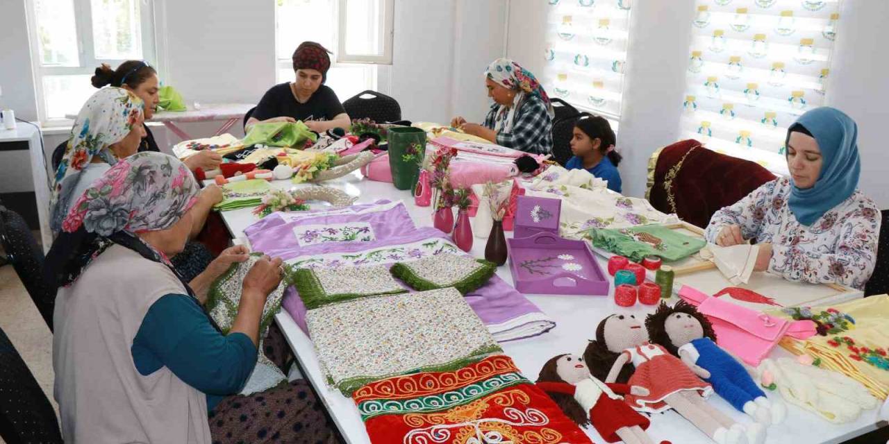 Haliliye Belediyesi İle Kadınlar Aile Ekonomisine Destek Oluyor
