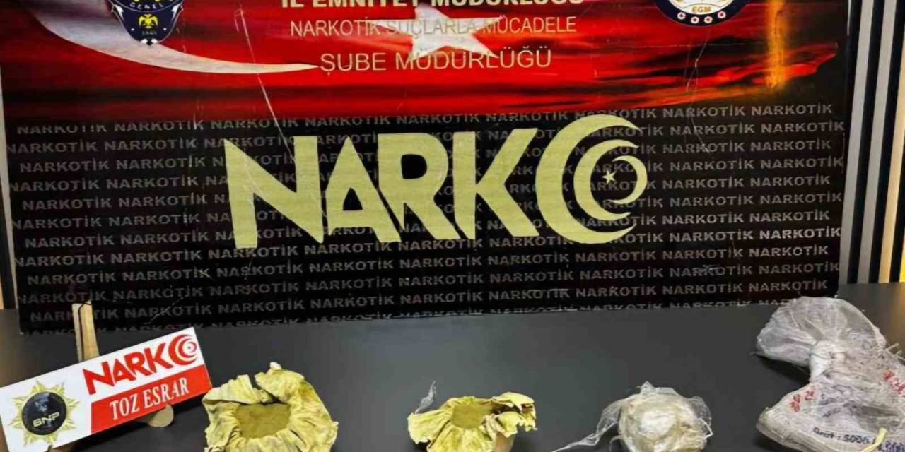 Batman’da Bir Otomobilde Yarım Kilo Esrar Ele Geçirildi