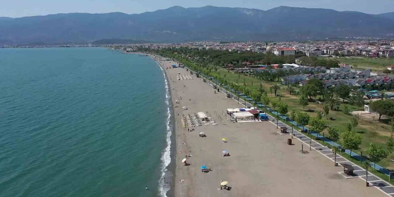 Balıkesir’de Mavi Bayraklı Plajlar 9 Günlük Bayram Ve Yaz Tatiline Hazırlanıyor