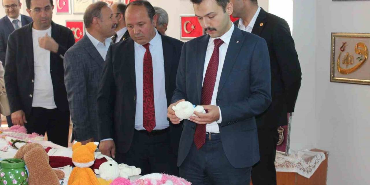 Aşkale’de El Emeği Göz Nuru Sergisi