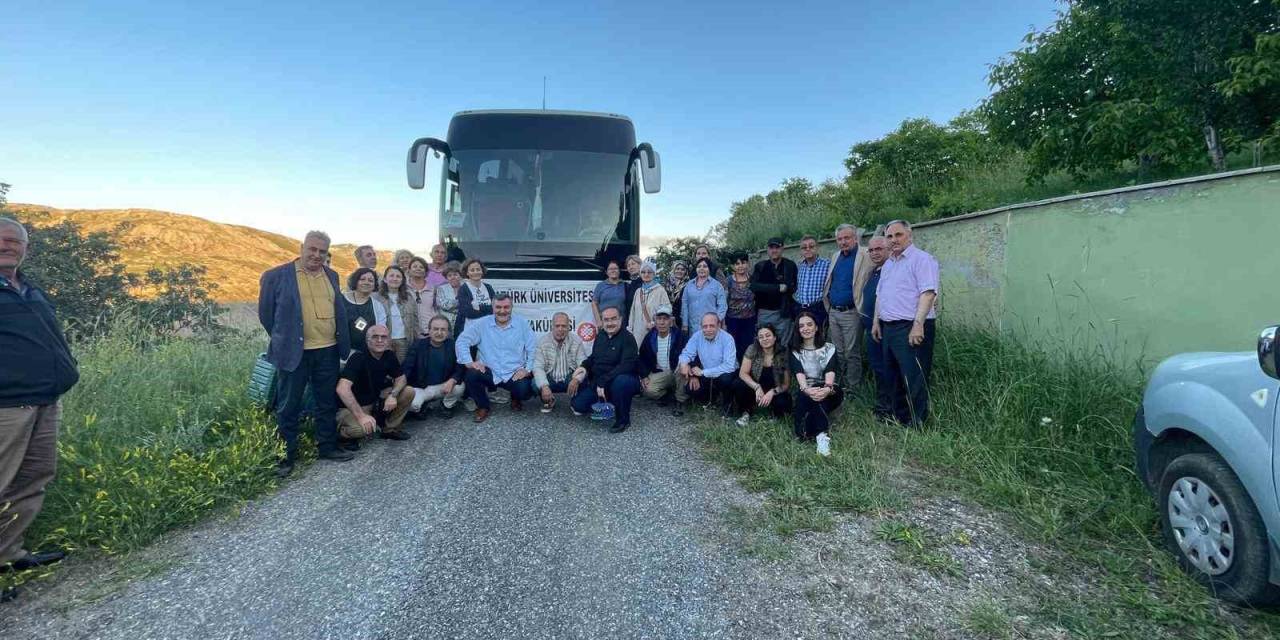 Erzurum Atatürk Üniversitesi Tıp Fakültesi 85 Mezunları Erzincan’da Buluştu
