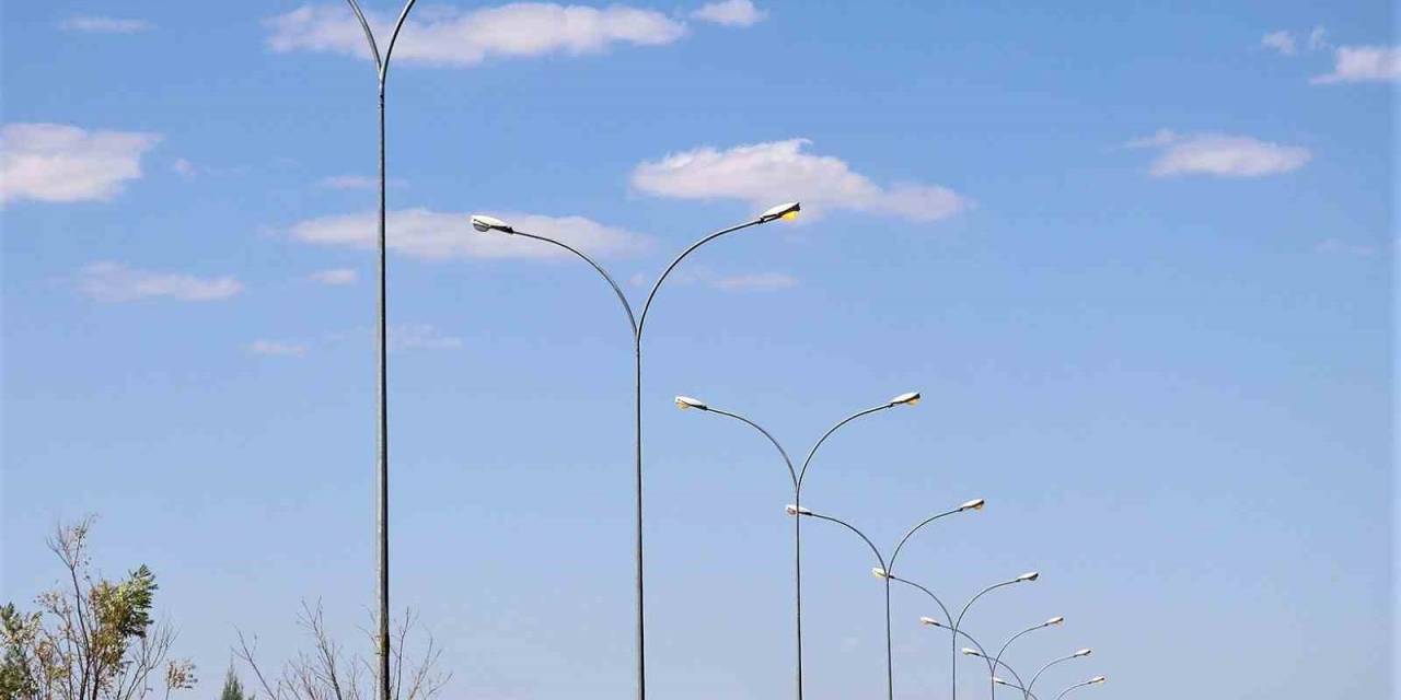 6 İlde Sokak Lambaları Gündüz De Yanacak