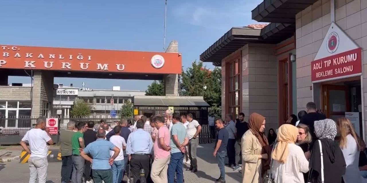 Silahlı Saldırıda Ölen Öğretmenin Cenazesi Adli Tıp Kurumu’ndan Alındı