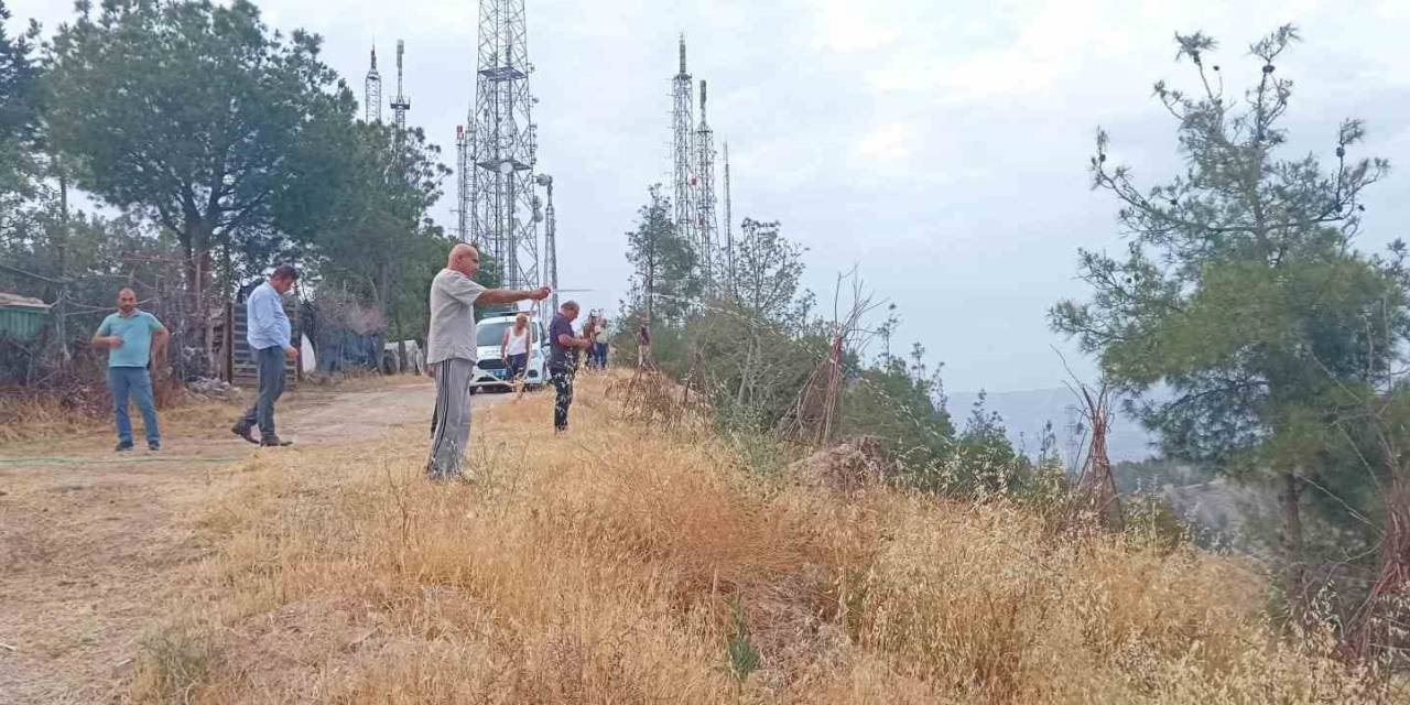 Yangının İlerlediği Yerleşim Alanlarında Endişeli Bekleyiş Sürüyor