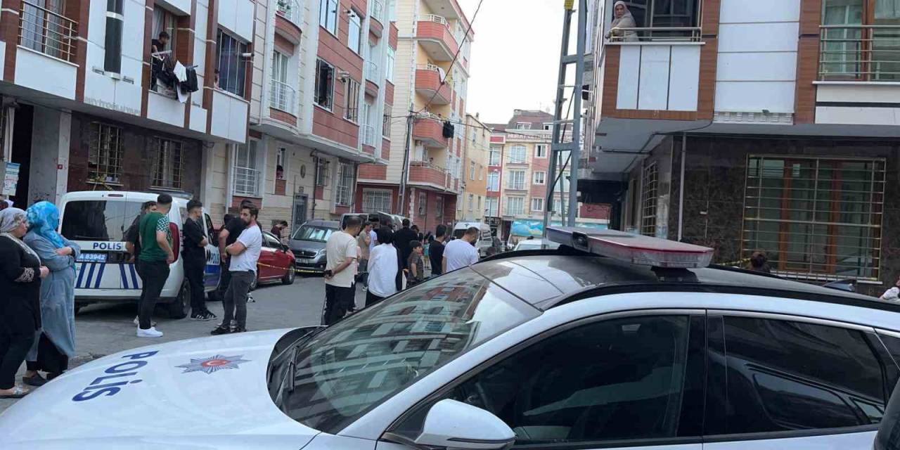 Tartıştığı Kardeşini Silahla Öldürdü