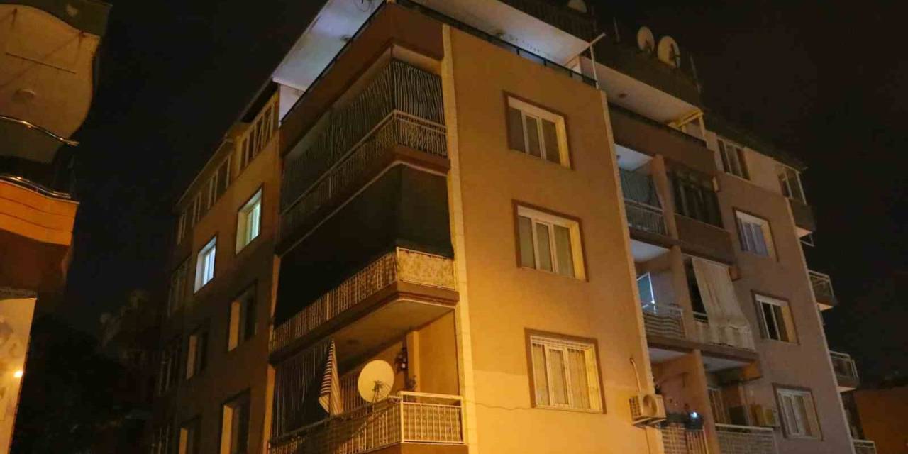 İzmir’de Karısını Boğarak Öldüren Şahıs İntihar Etti