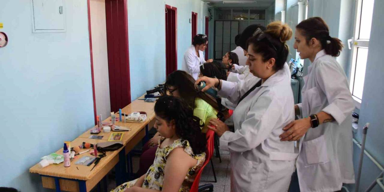 Kursiyerler Görme Engellilerin Mutluluğuna Ortak Oldu