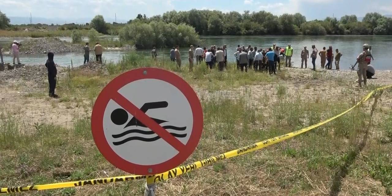 Murat Nehri’nde Suya Kapılan Genç İçin Arama Kurtarma Çalışması Başlatıldı