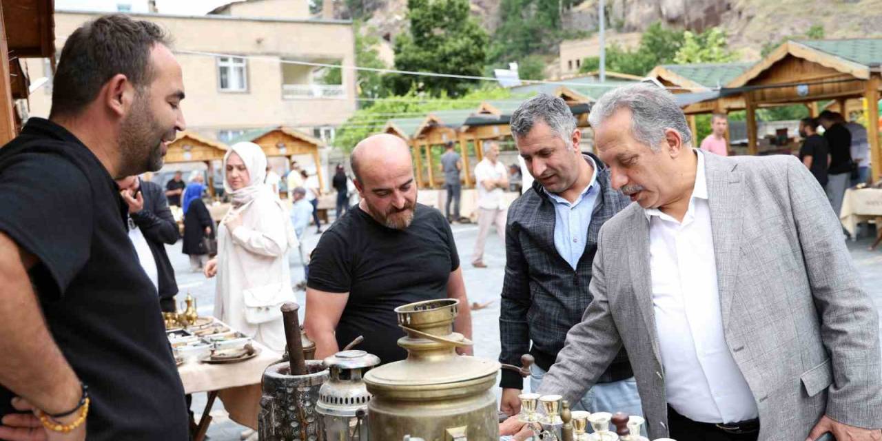 Antika Pazarı, Meraklılarını Ağırlamaya Hazırlanıyor