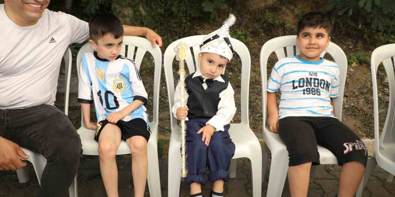 Eyüpsultan Belediyesi’nden Toplu Sünnet Şöleni