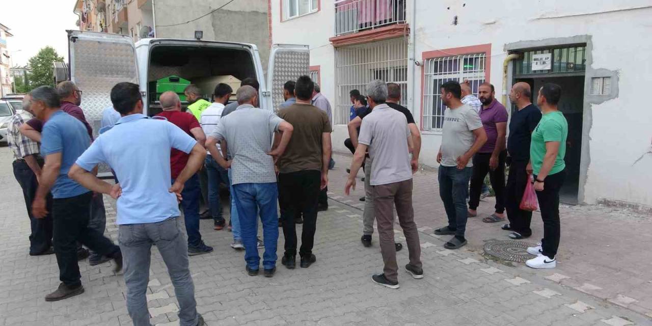 İnfaz Koruma Memuru Evinde Ölü Bulundu