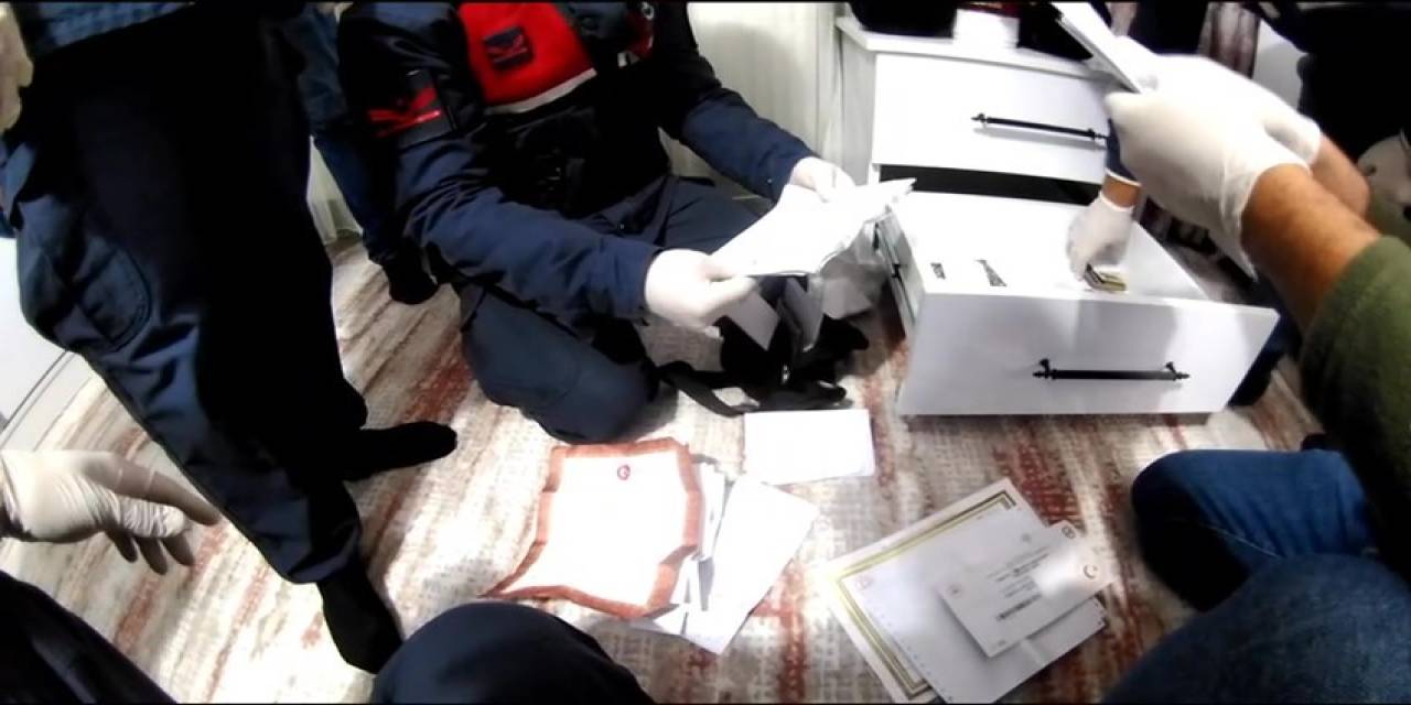 Çok Sayıda Tapu Ve Senetle Yakalanan 3 Tefeci Tutuklandı