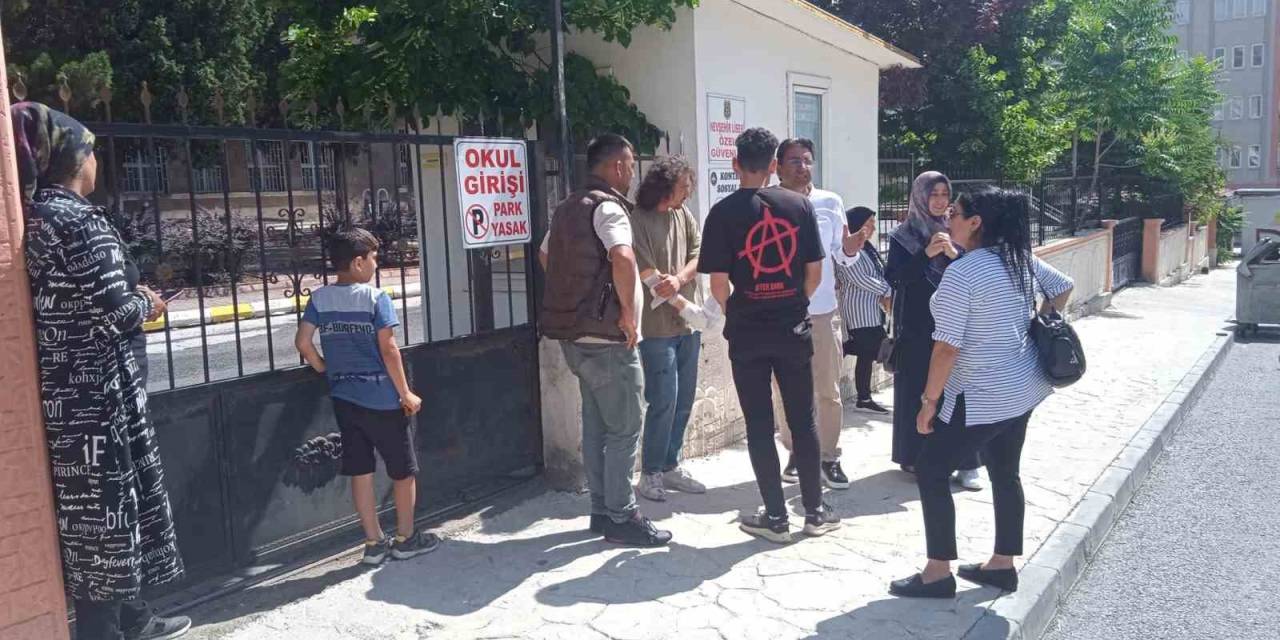 Kazada Yaralandı, Taburcu Olduktan Sonra Yaralı Haliyle Sınava Koştu