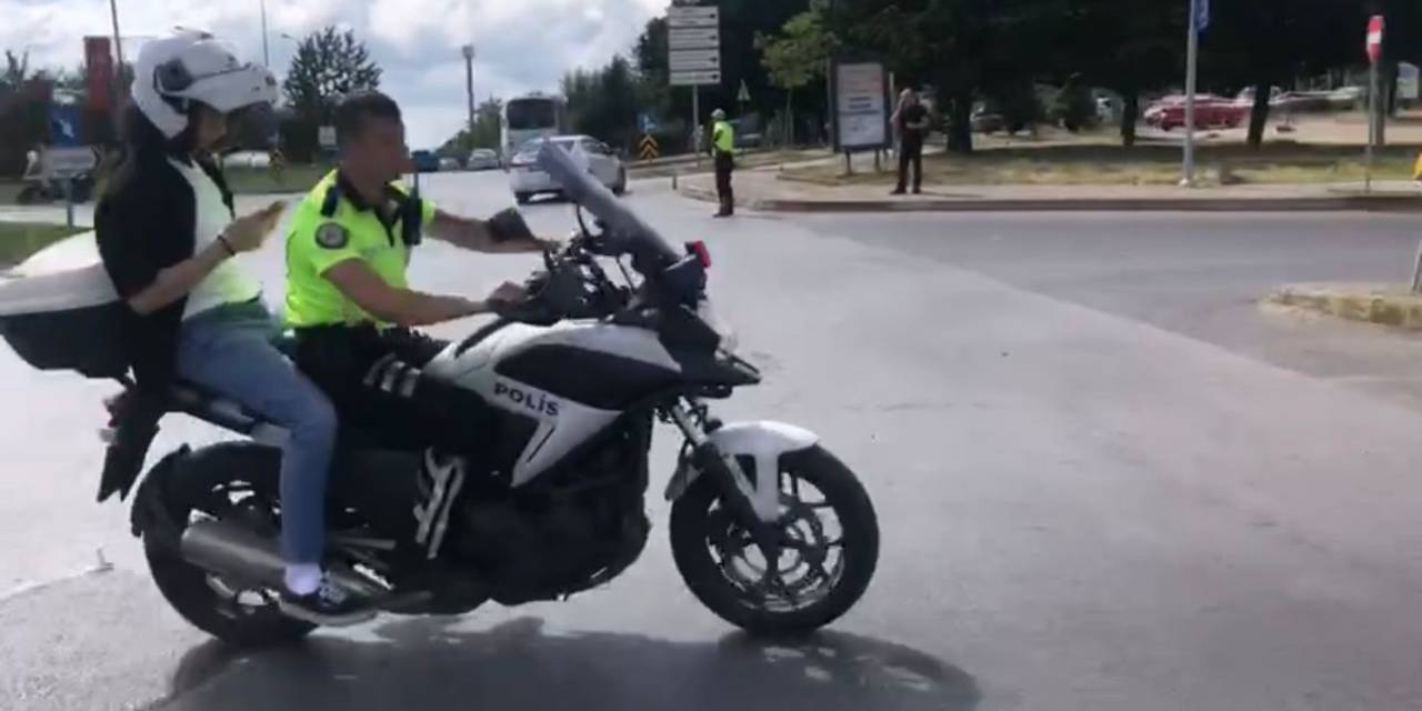 Polis Bu Kez Suçlu Yakalamak İçin Değil Üniversite Adaylarının Geleceği İçin Gaza Bastı