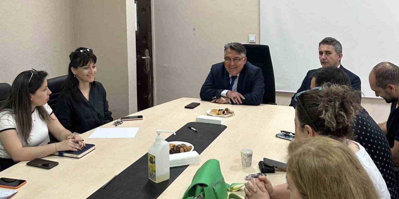 Zbeü Karaelmas Sosyal Bilimler Dergisi (Kares) Toplantısı Yapıldı