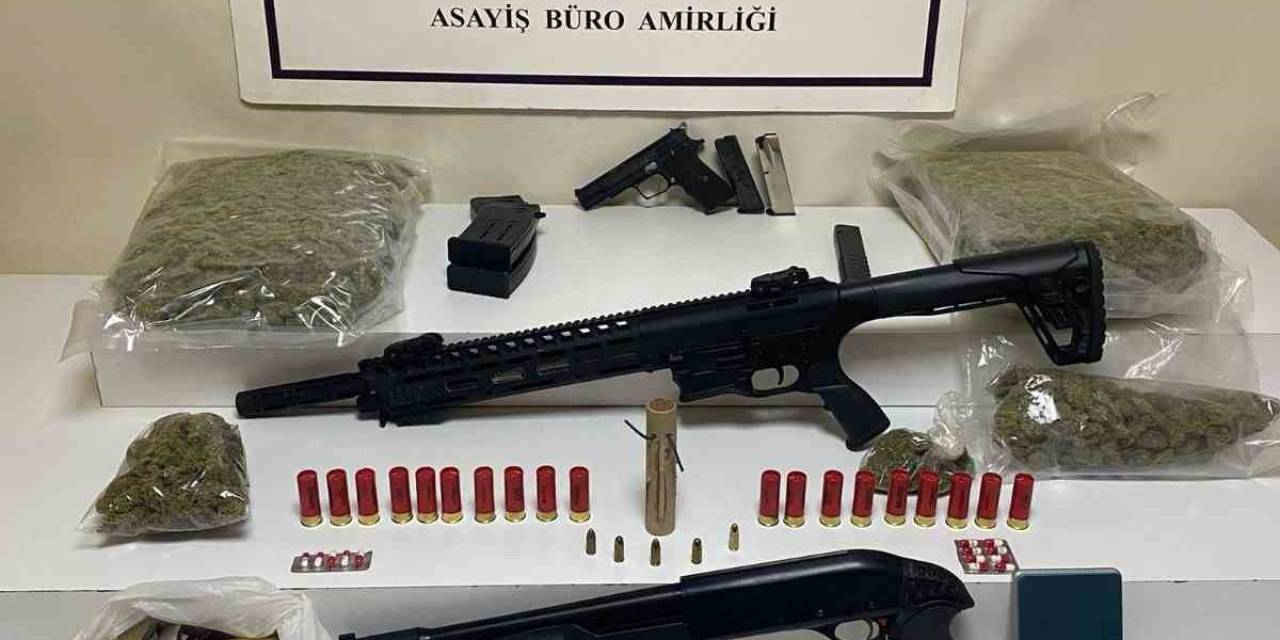 Ümraniye’de Uyuşturucu Ticareti Yapılan Oto Galeriye Baskın: 1 Kişi Yakalandı