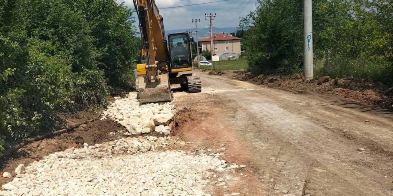 Karatepe’nin Bozulan Yolları Yenileniyor