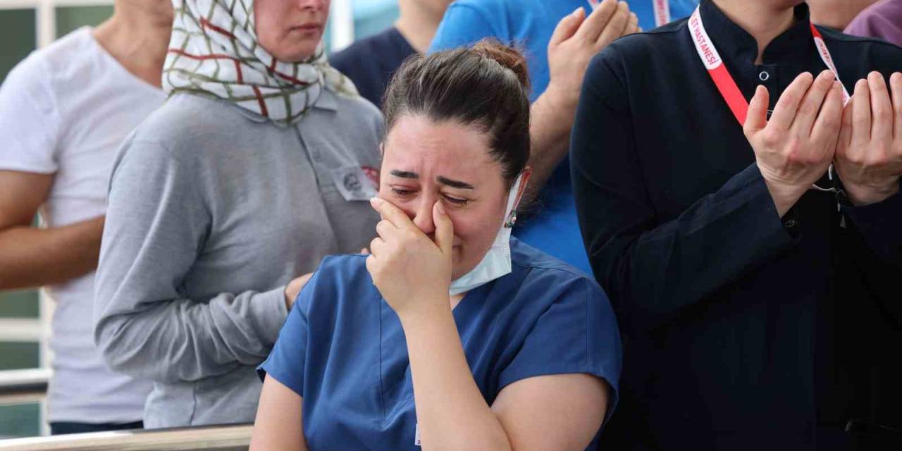 Eski Eşi Tarafından Öldürülen Hemşirenin Arkadaşları Gözyaşına Boğuldu