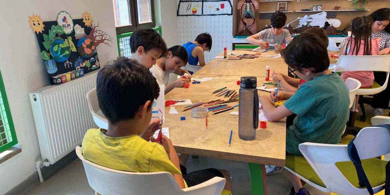 ‘Uzay Yolculuğumuz Devam Ediyor’ Etkinliği Bilim Fatih’te Gerçekleşti