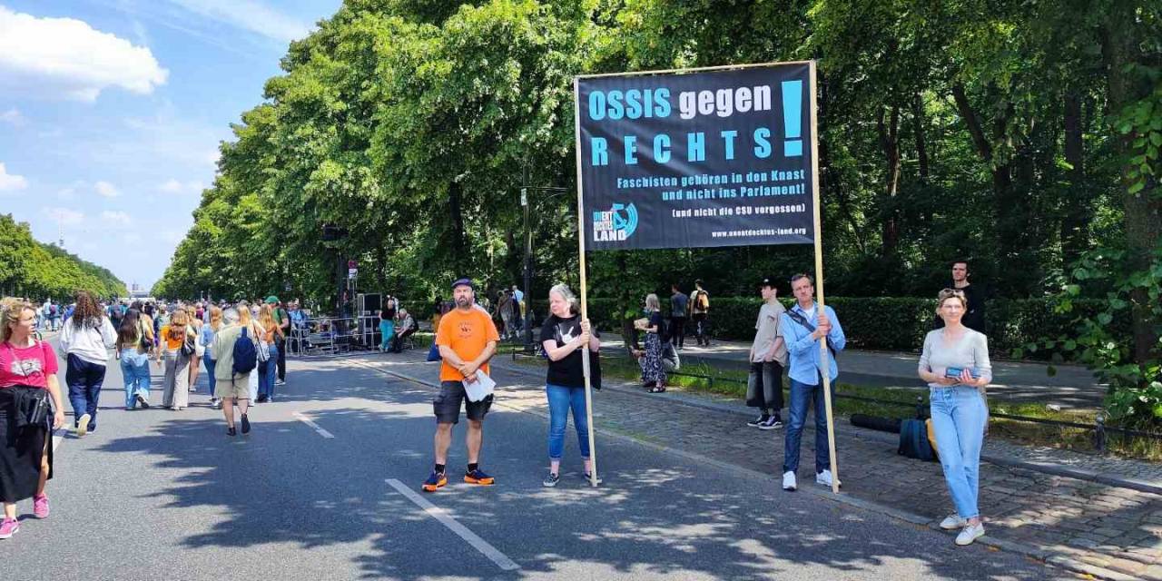 Berlin’de "Aşırı Sağı Durdur, Demokrasiye Sahip Çık" Mitingi