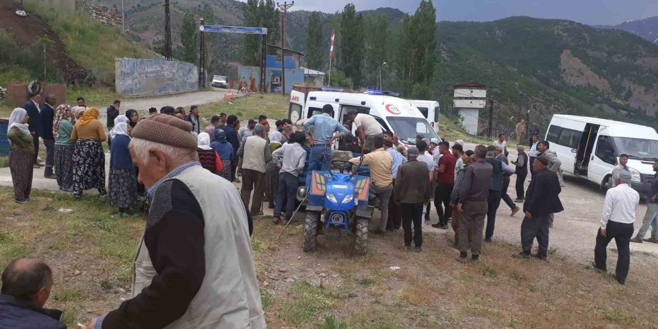 Siirt’te Üzerine Yıldırım Düşen Genç Kız Yaralandı