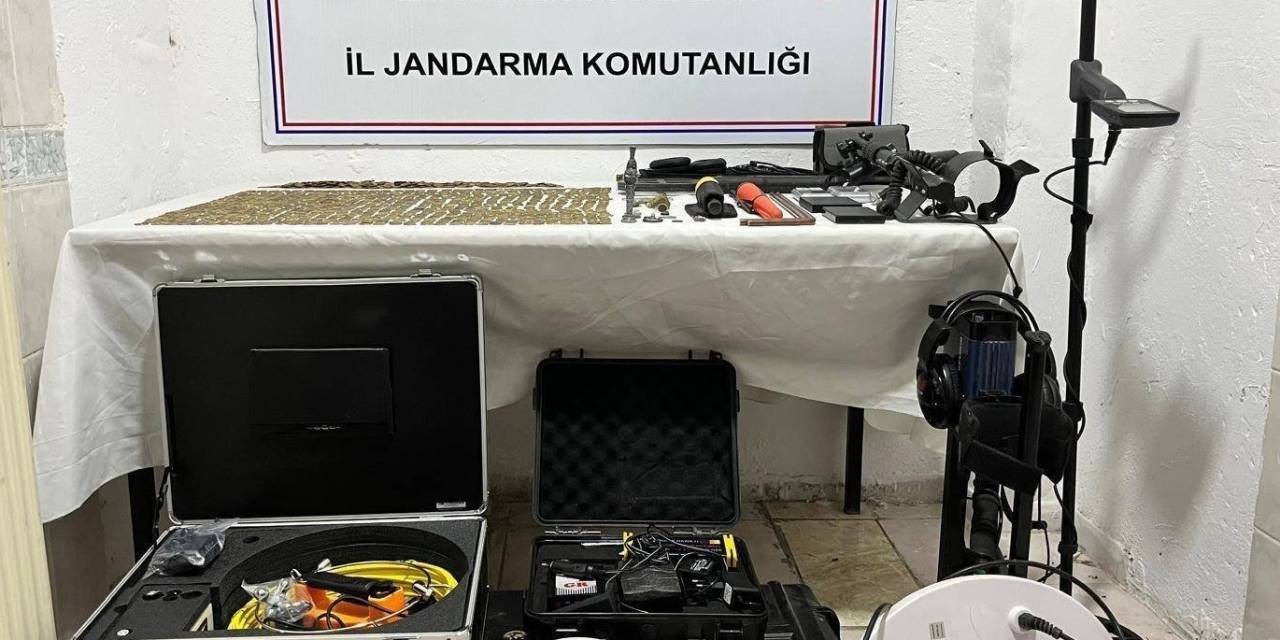 Jandarmadan Büyük Operasyon: Çok Sayıda Tarihi Eser Ele Geçirildi