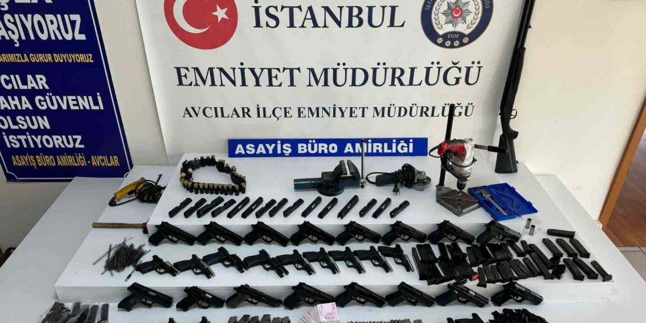 Küçükçekmece’de Yasa Dışı Silah Ticareti Operasyonu: 2 Gözaltı