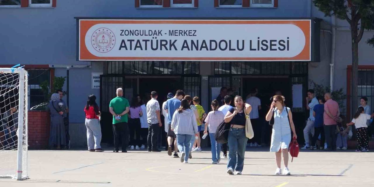 Zonguldak’ta Yks Heyecanı: Üniversite Hayalleri İçin Ter Döktüler