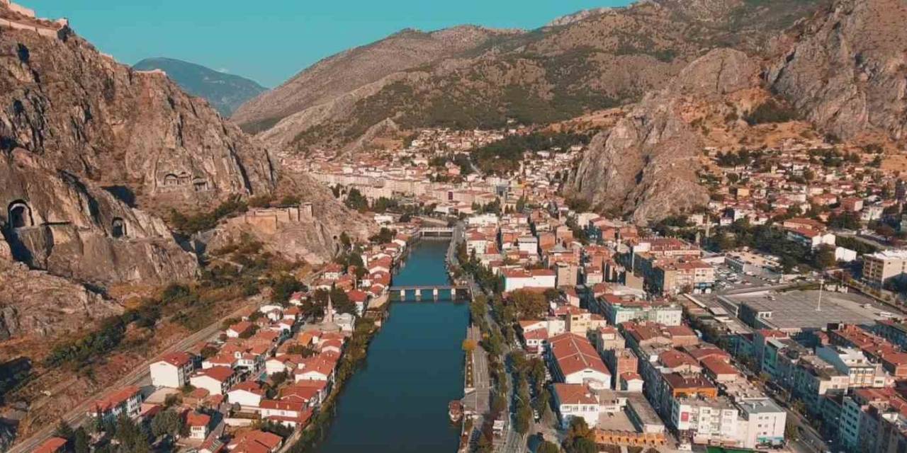 Amasya Bayram Tadında Festivale Hazırlanıyor