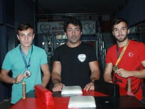 Yalova Bilek Güreşi Kulübü’nde Madalya Sevinci