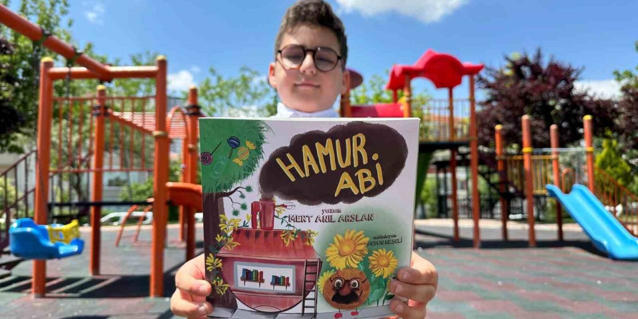8 Yaşındaki Mert, Yaşadığı Akran Zorbalığını Yazdı
