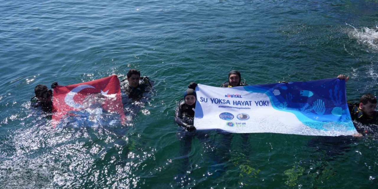 Kartal’da ‘Marmara Denizi Günü’ Dolayısıyla Sahil Temizliği Yapıldı