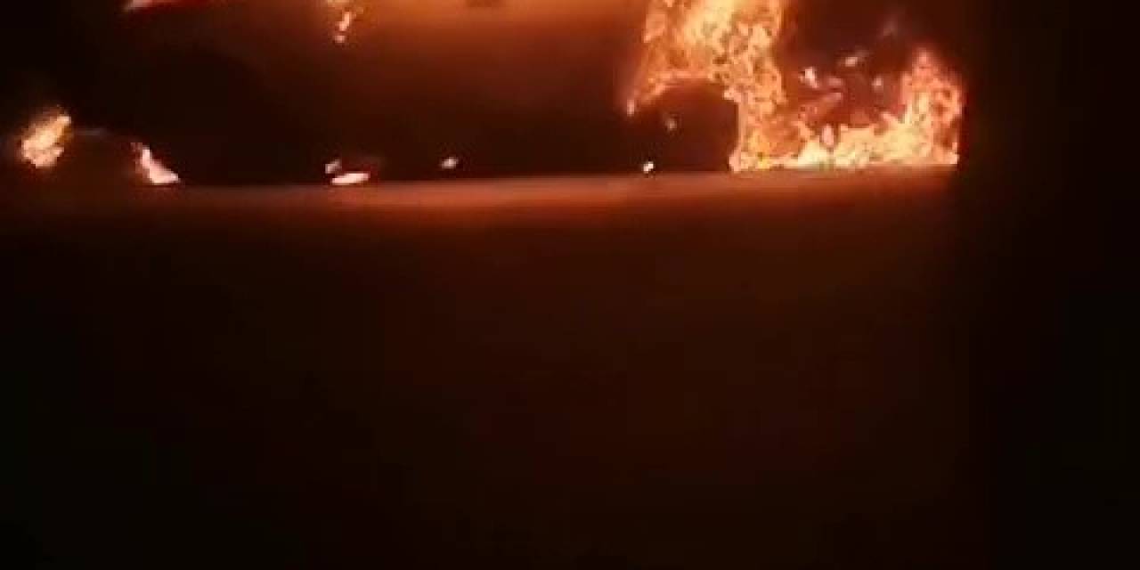 Seyir Halindeki Otomobil Alevlere Teslim Oldu