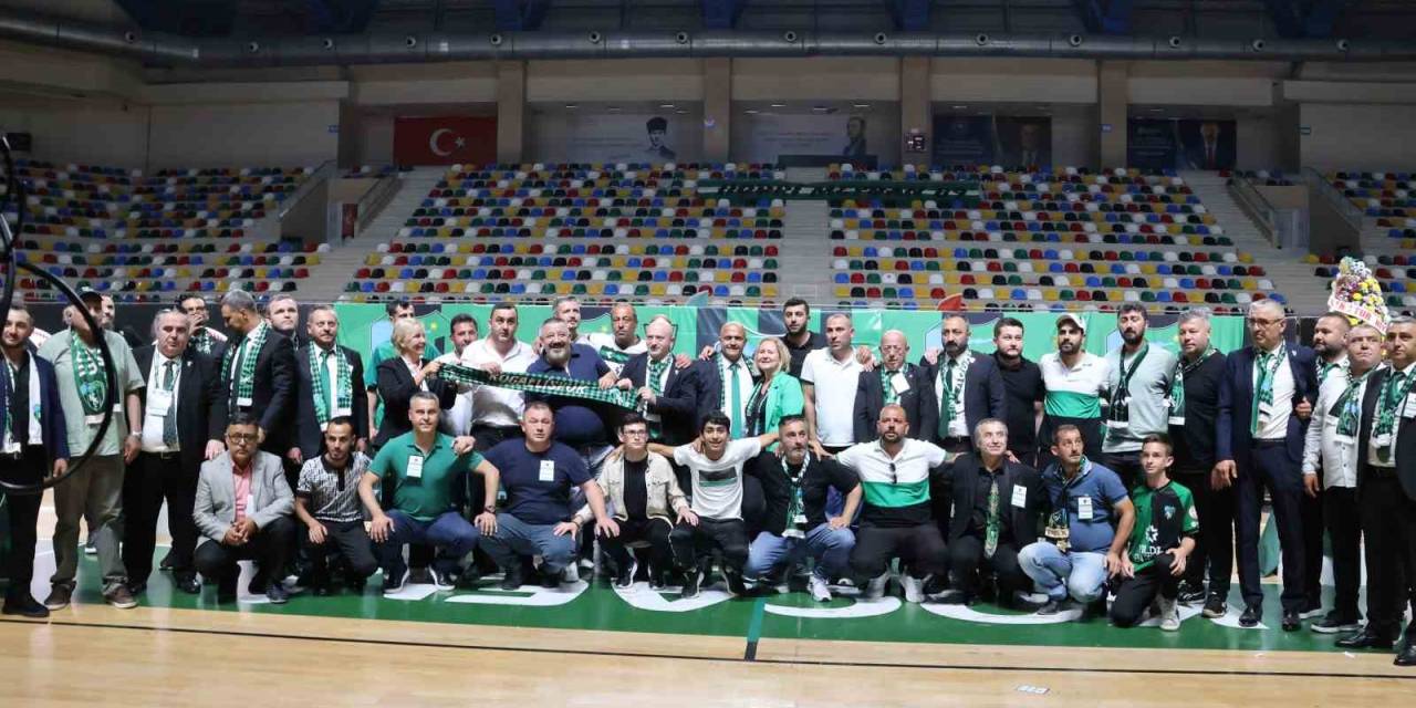 Kocaelispor’da Kongre Tek Adayla Geçildi