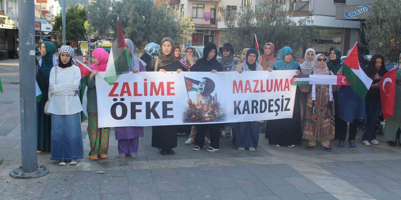 Alanya’da Vatandaşlardan İsrail’in Gazze Saldırılarına Tepki