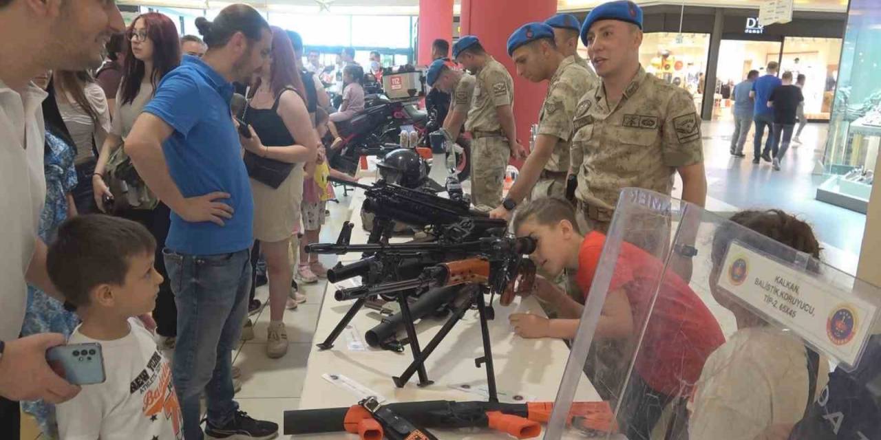 Kütahya’da Jandarma Ekiplerinden Tanıtım Ve Bilgilendirme Etkinliği