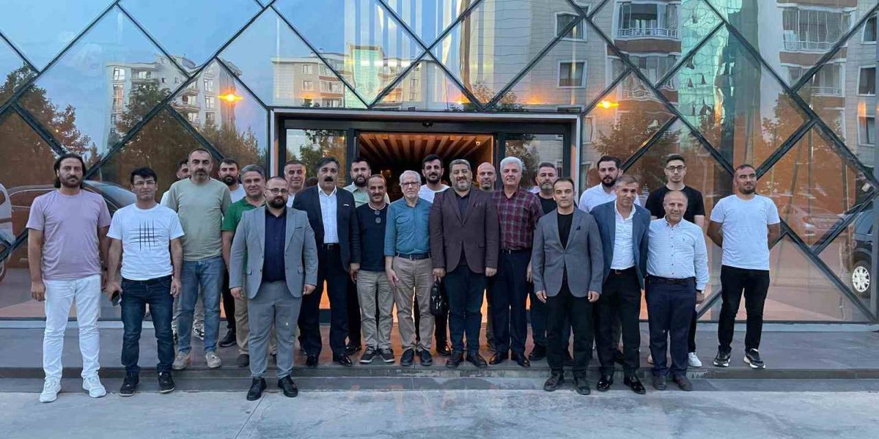 Ak Parti İl Başkanı Ocak, Gençlik Derneği ’hasbihal’ Etkinliğine Katıldı